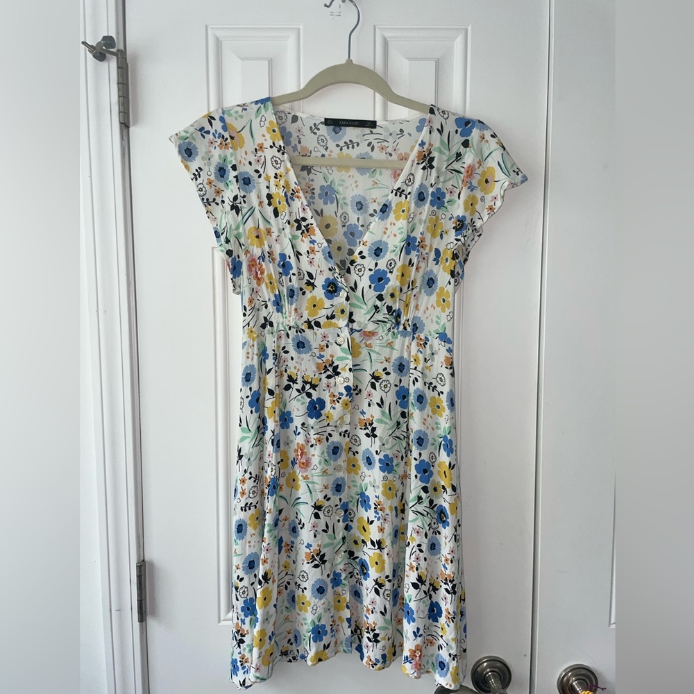Zara floral bottom down short sleeve dress